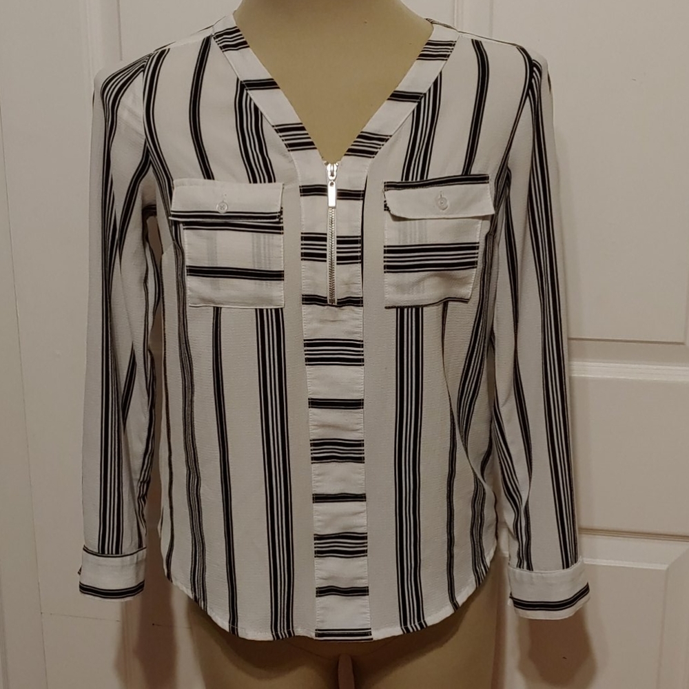 Studio Works Monochrome Striped V-Neck Blouse